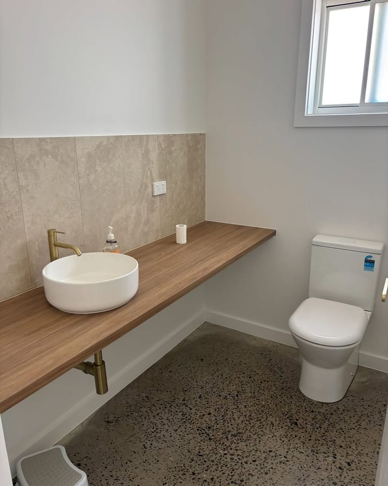 Vanity & Toilet — Plumbing on Eyre